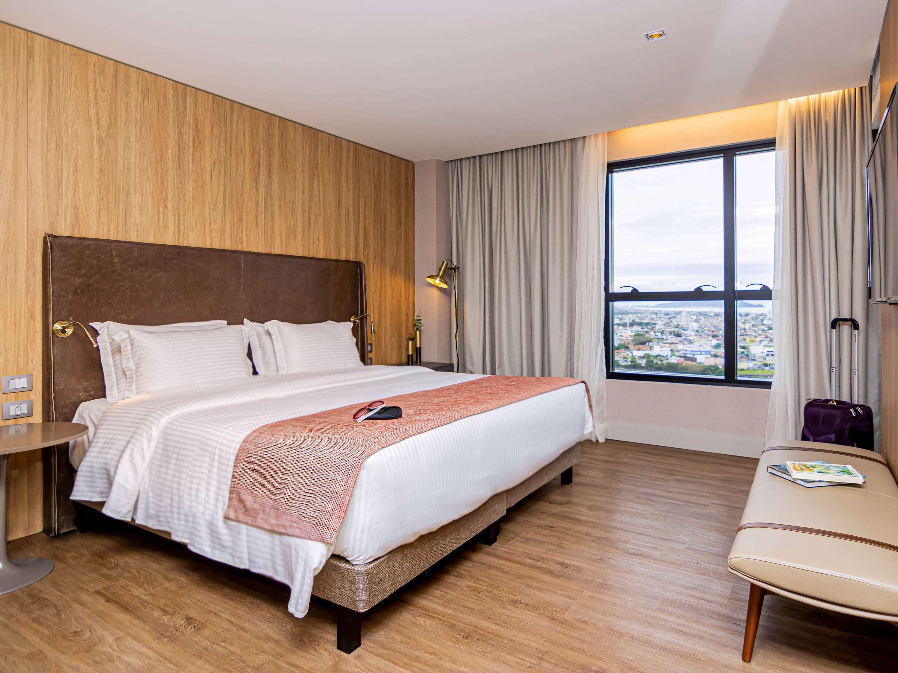 Mercure Navegantes