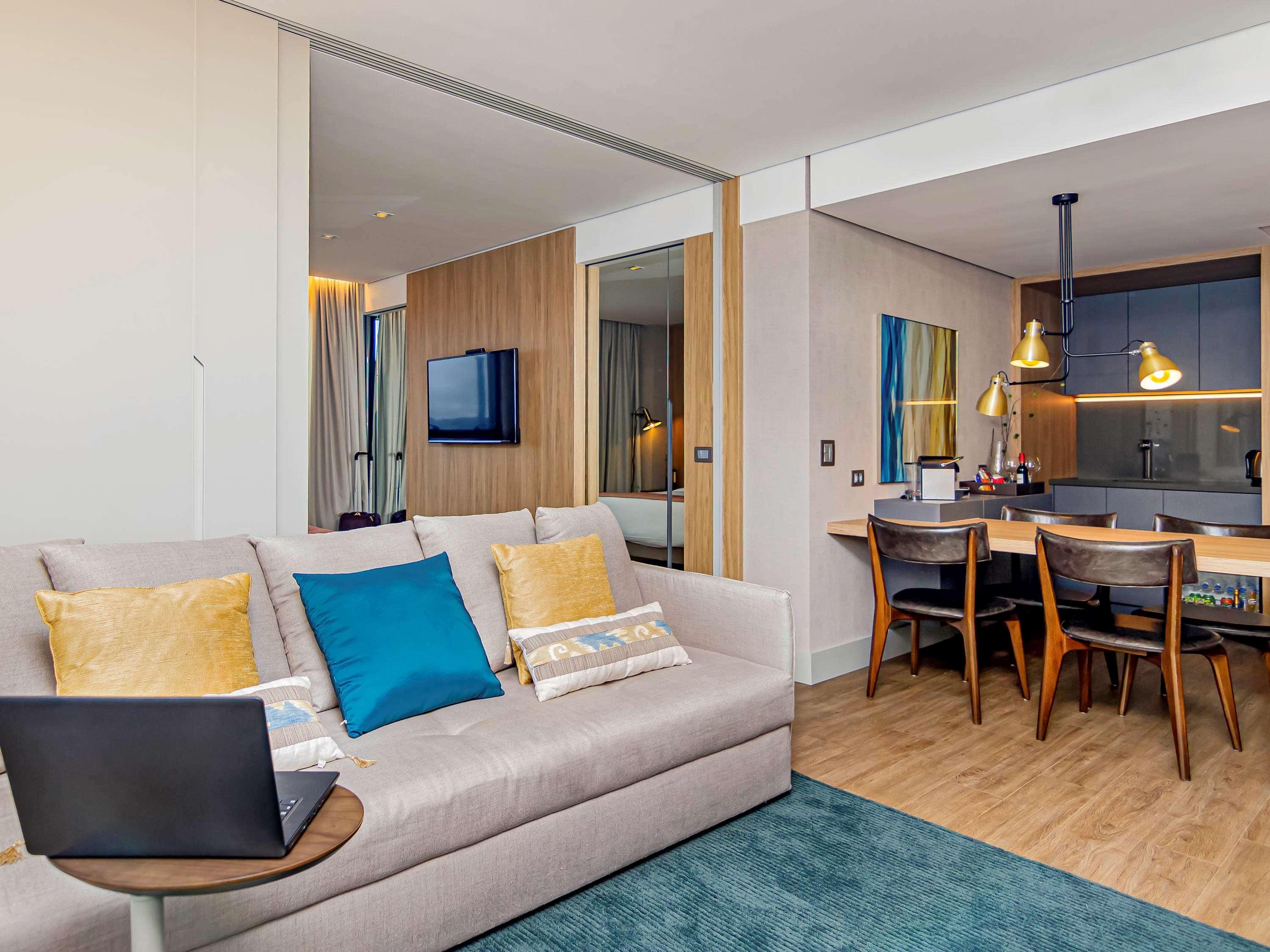 Mercure Navegantes 酒店 4*